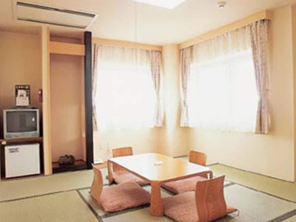 Hotel Okabe Shiosaitei Wakkanai Exterior foto